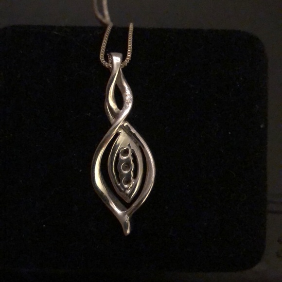.925 Sterling Silver pendant - Picture 2 of 2